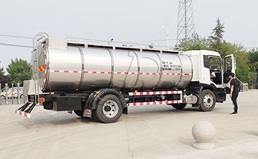 新東機(jī)械再拓國際市場，柬埔寨客戶青睞鮮奶運(yùn)輸車